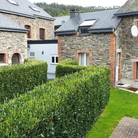 Au Pied De Vigne 4*