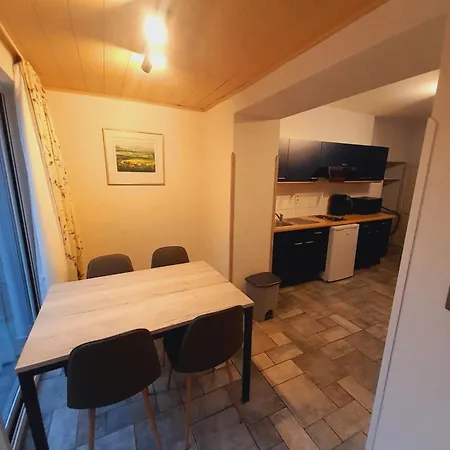 Au Pied De Vigne Apart Otel