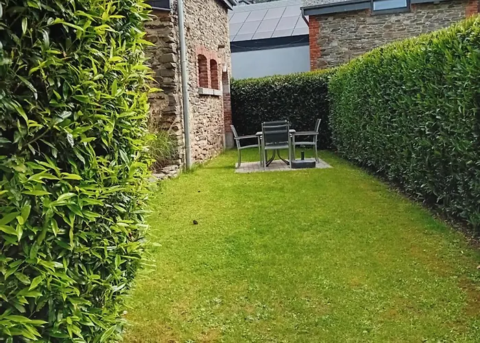 Au Pied De Vigne Apartmanhotel Vresse-sur-Semois